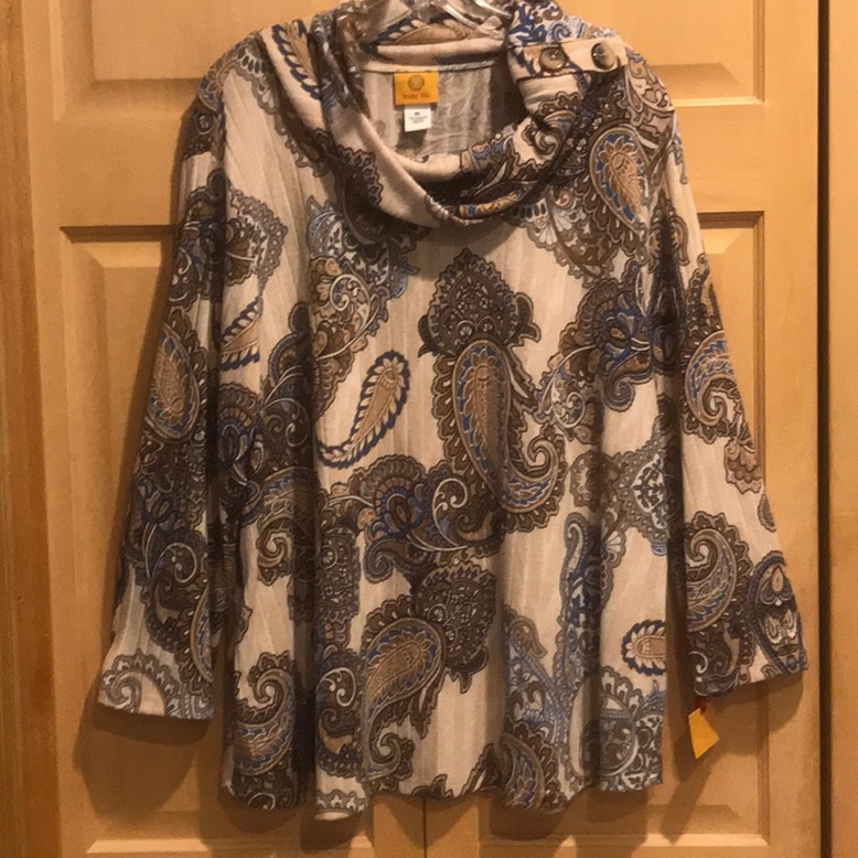 New Ruby D. Top